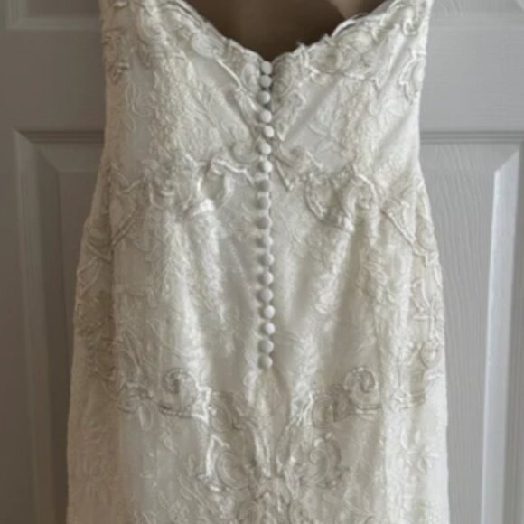 Watters Wedding Gown - Fabienne - Worn only for ceremony and first dance - Picture 12 of 13